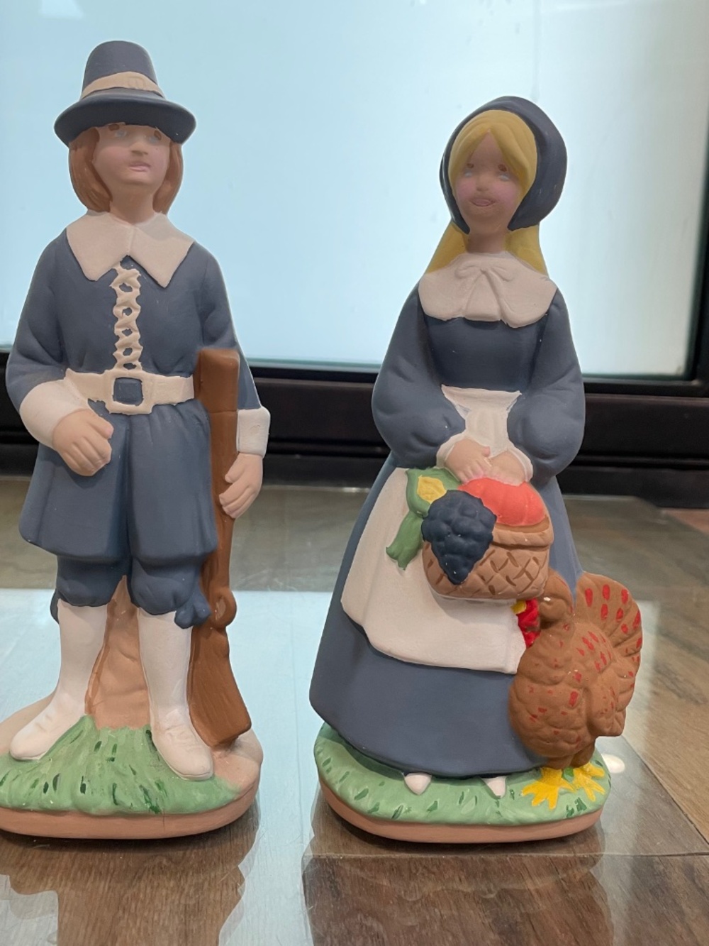 Vintage 2-Piece Set, Plaster Pilgrim Figurines